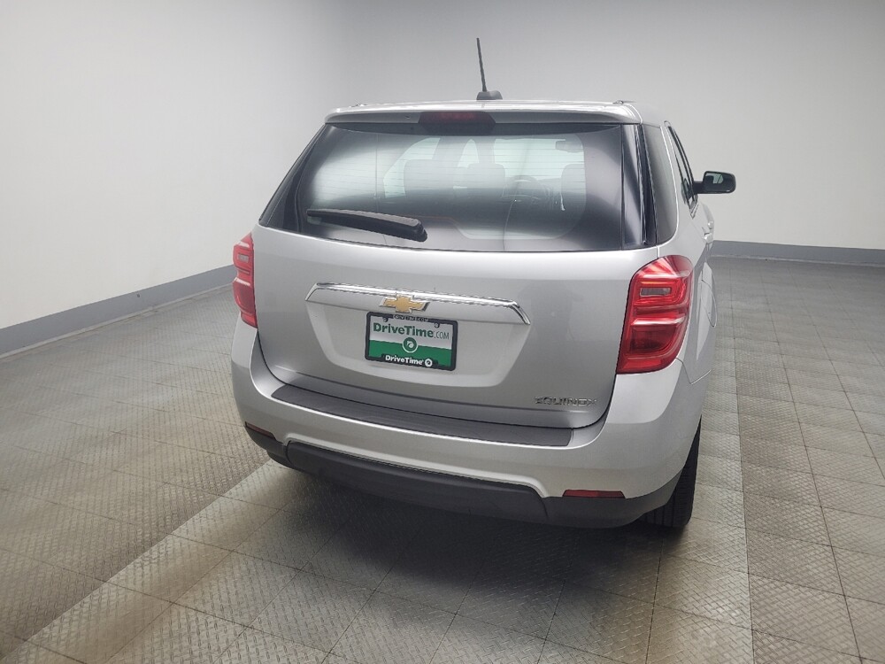 2017 Chevrolet Equinox in Mishawaka, IN 46545 - 18141389 7