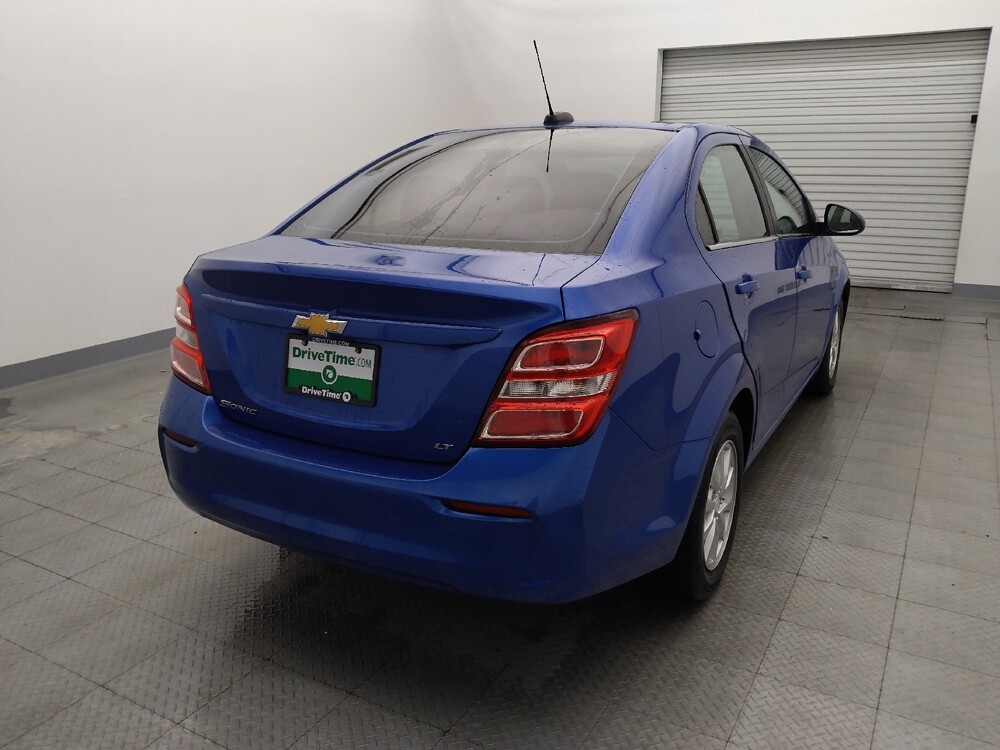 2019 Chevrolet Sonic in Round Rock, TX 78664 - 18141390 7