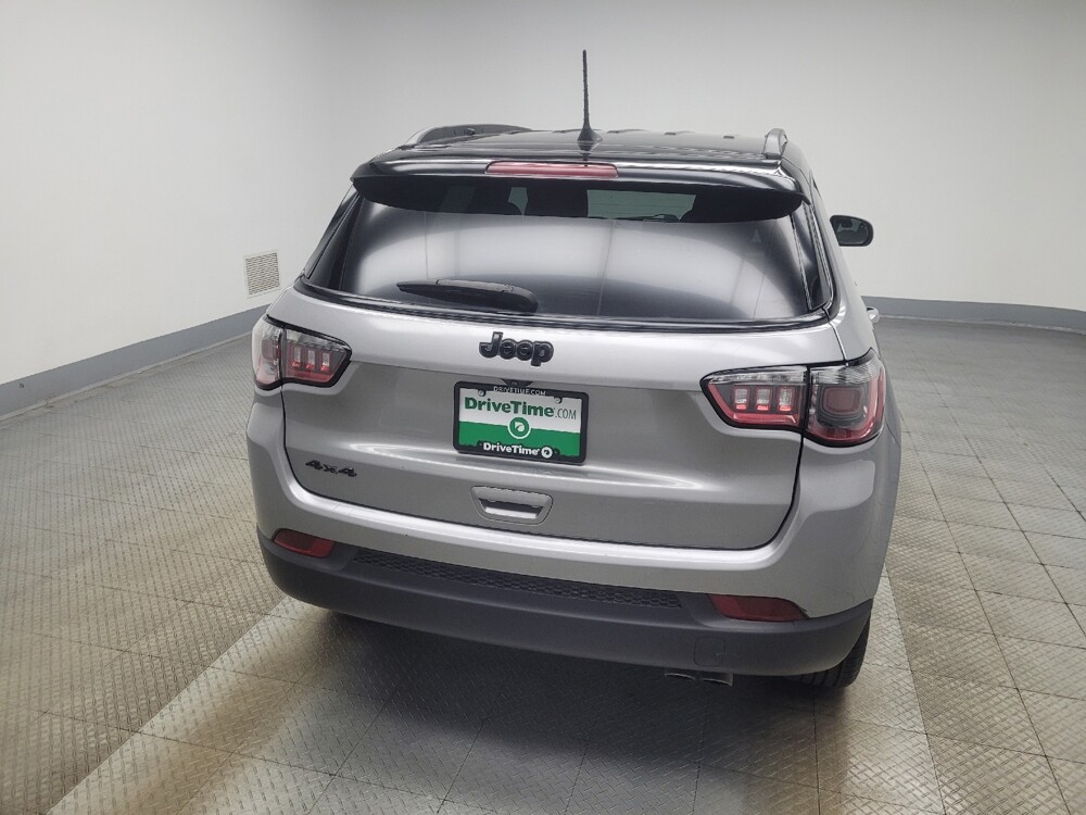 2022 Jeep Compass in Mishawaka, IN 46545 - 18141398 7
