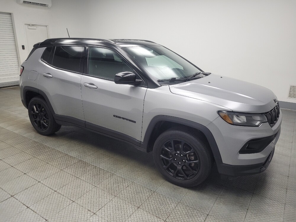 2022 Jeep Compass in Mishawaka, IN 46545 - 18141398 11
