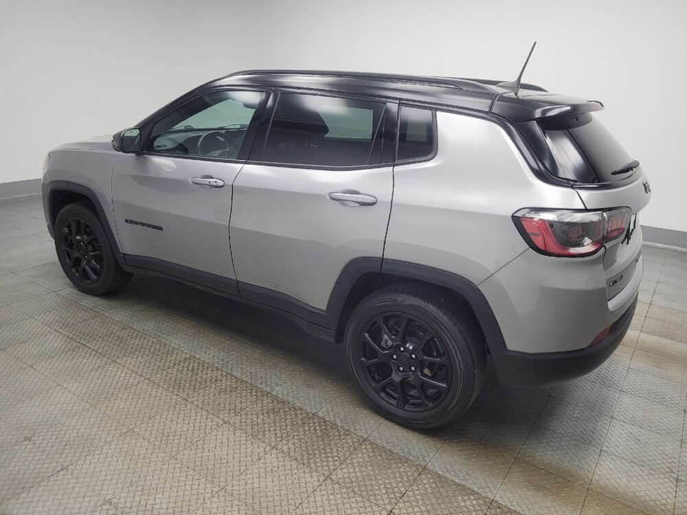 2022 Jeep Compass in Mishawaka, IN 46545 - 18141398 3