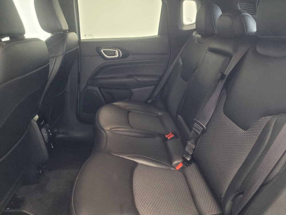 2022 Jeep Compass in Mishawaka, IN 46545 - 18141398 18