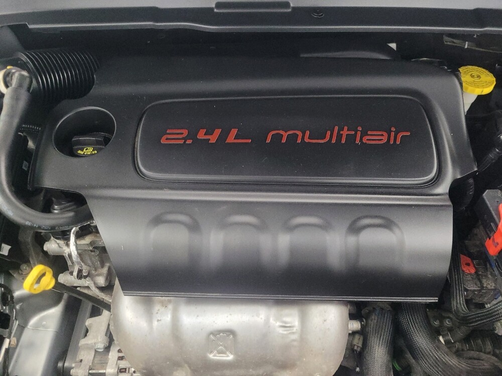 2022 Jeep Compass in Mishawaka, IN 46545 - 18141398 30