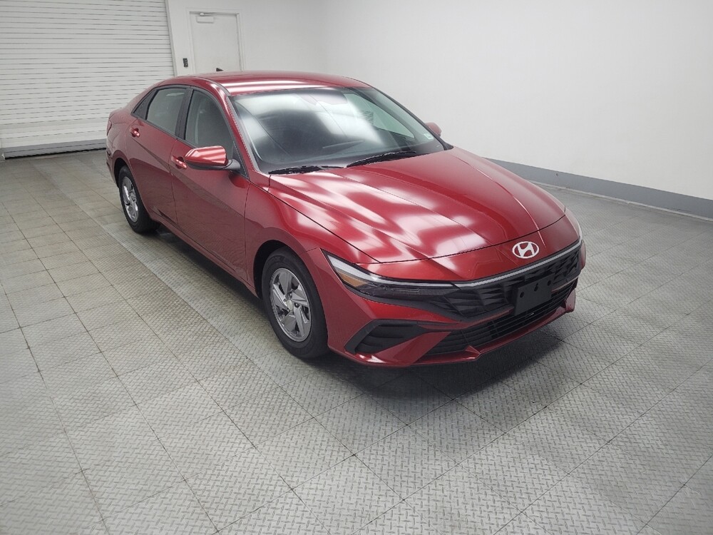 2024 Hyundai Elantra in Mishawaka, IN 46545 - 18141399 11