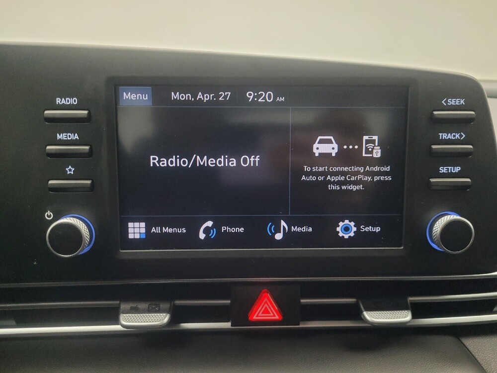 2024 Hyundai Elantra in Mishawaka, IN 46545 - 18141399 25