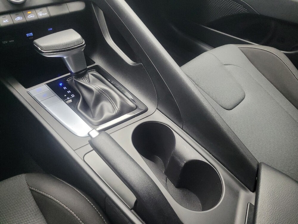 2024 Hyundai Elantra in Mishawaka, IN 46545 - 18141399 26