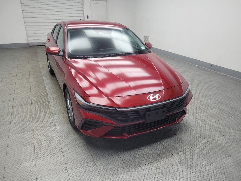 2024 Hyundai Elantra in Mishawaka, IN 46545 - 18141399 13