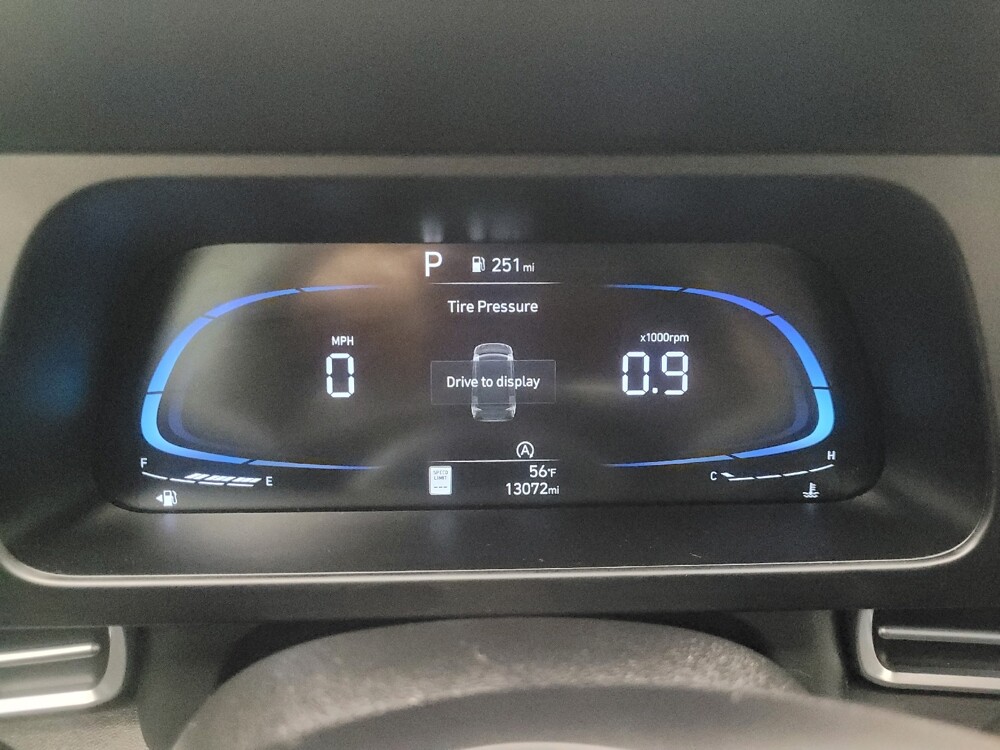 2024 Hyundai Elantra in Mishawaka, IN 46545 - 18141399 23