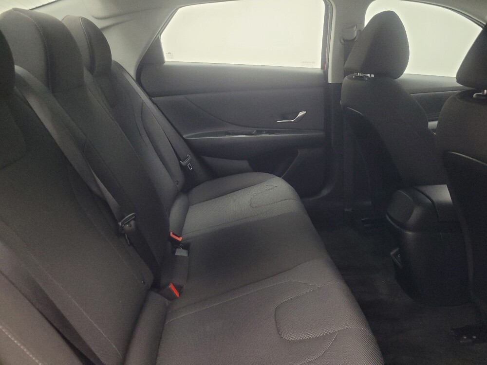 2024 Hyundai Elantra in Mishawaka, IN 46545 - 18141399 19