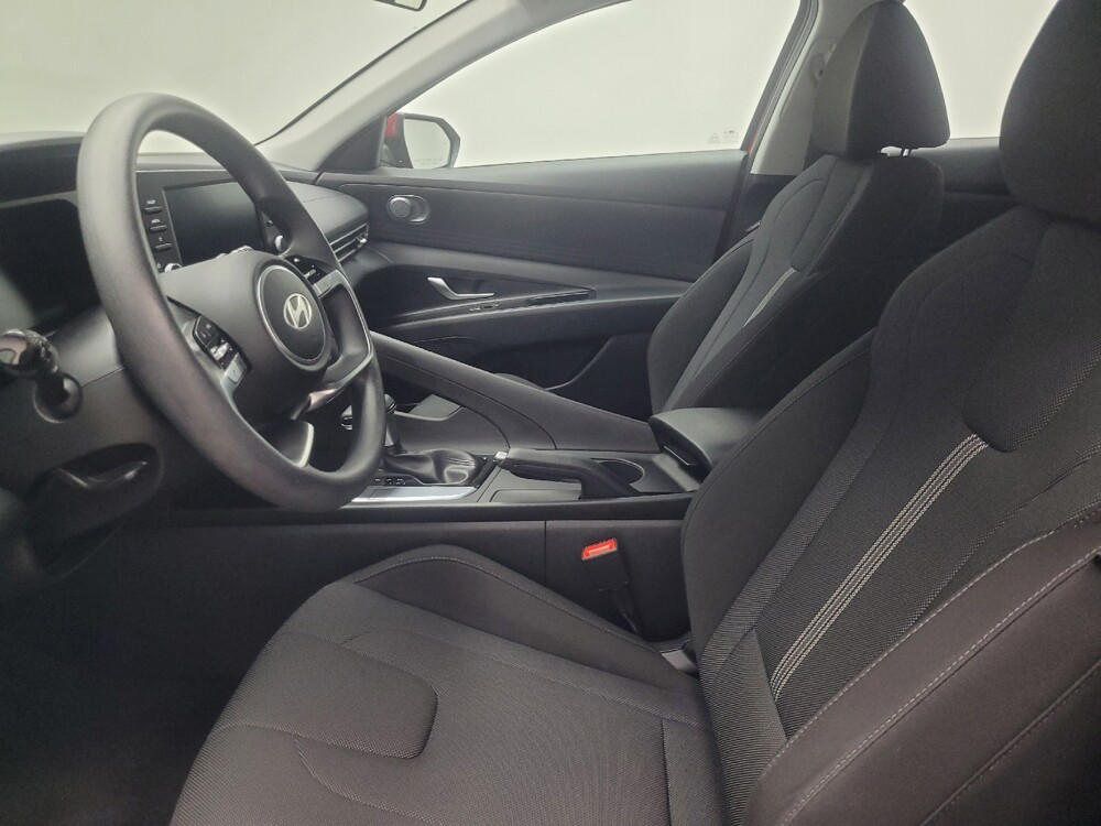 2024 Hyundai Elantra in Mishawaka, IN 46545 - 18141399 17