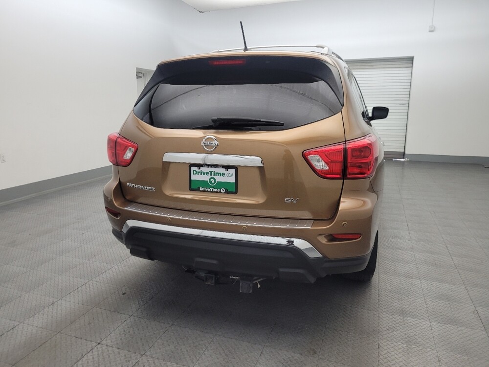 2017 Nissan Pathfinder in Chandler, AZ 85225 - 18141409 7