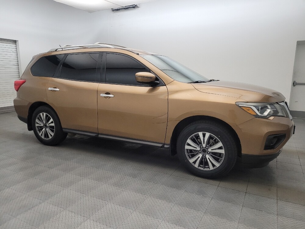2017 Nissan Pathfinder in Chandler, AZ 85225 - 18141409 11
