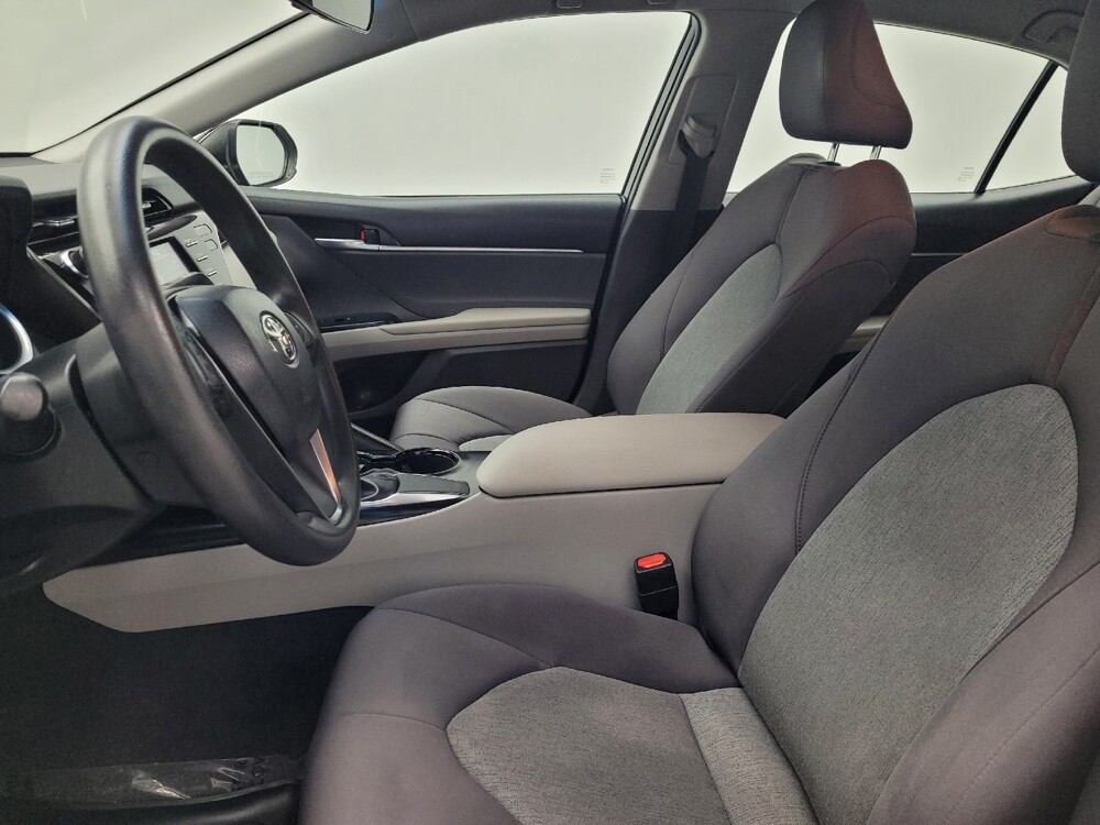 2018 Toyota Camry in Memphis, TN 38115 - 18141411 17