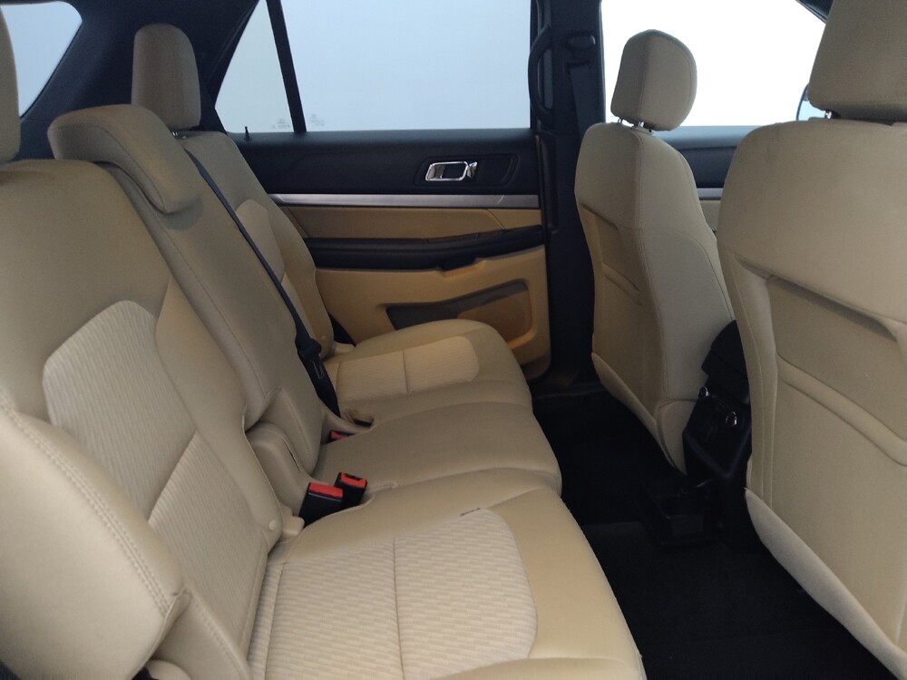 2017 Ford Explorer in Savannah, GA 31419 - 18141417 19