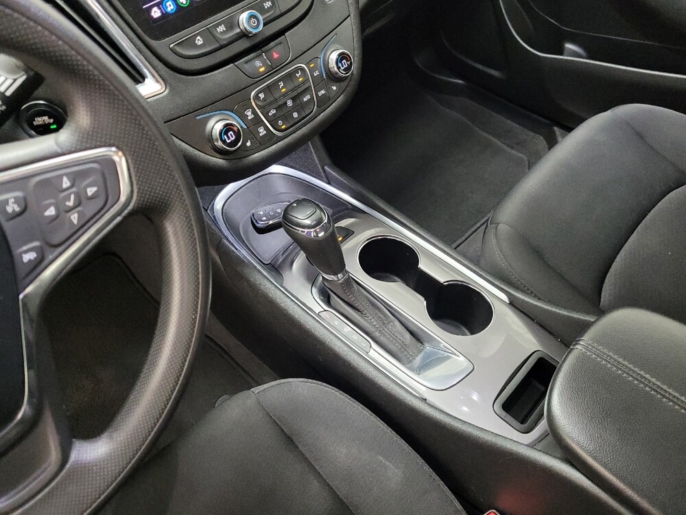 2020 Chevrolet Malibu in Langhorne, PA 19047 - 18141418 26