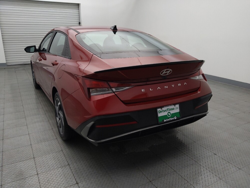 2025 Hyundai Elantra in Houston, TX 77074 - 18141431 6
