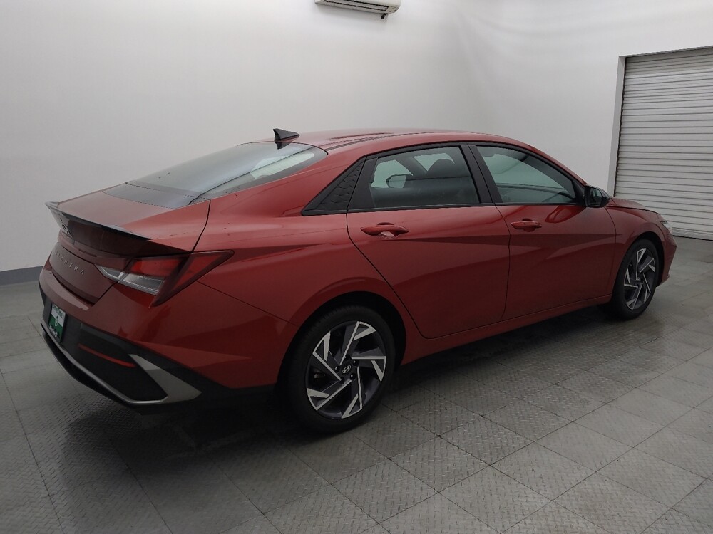 2025 Hyundai Elantra in Houston, TX 77074 - 18141431 10