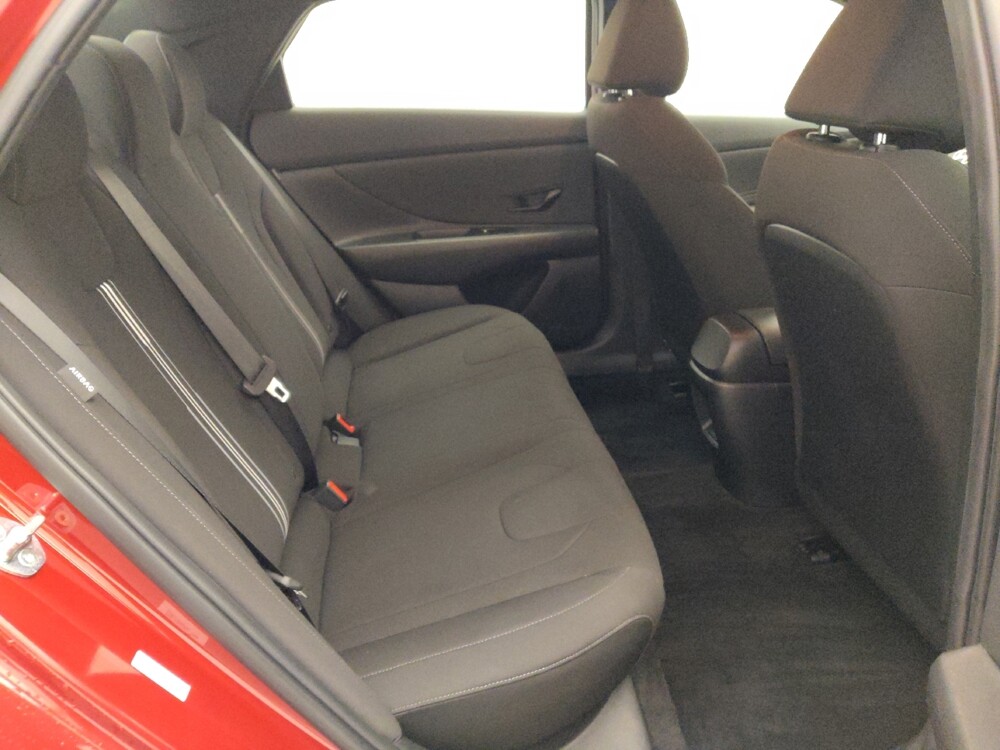 2025 Hyundai Elantra in Houston, TX 77074 - 18141431 19