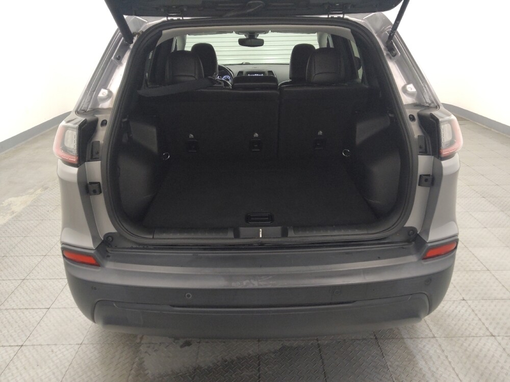 2019 Jeep Cherokee in Houston, TX 77074 - 18141434 29