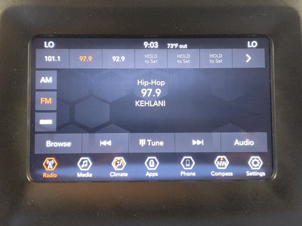 2019 Jeep Cherokee in Houston, TX 77074 - 18141434 25