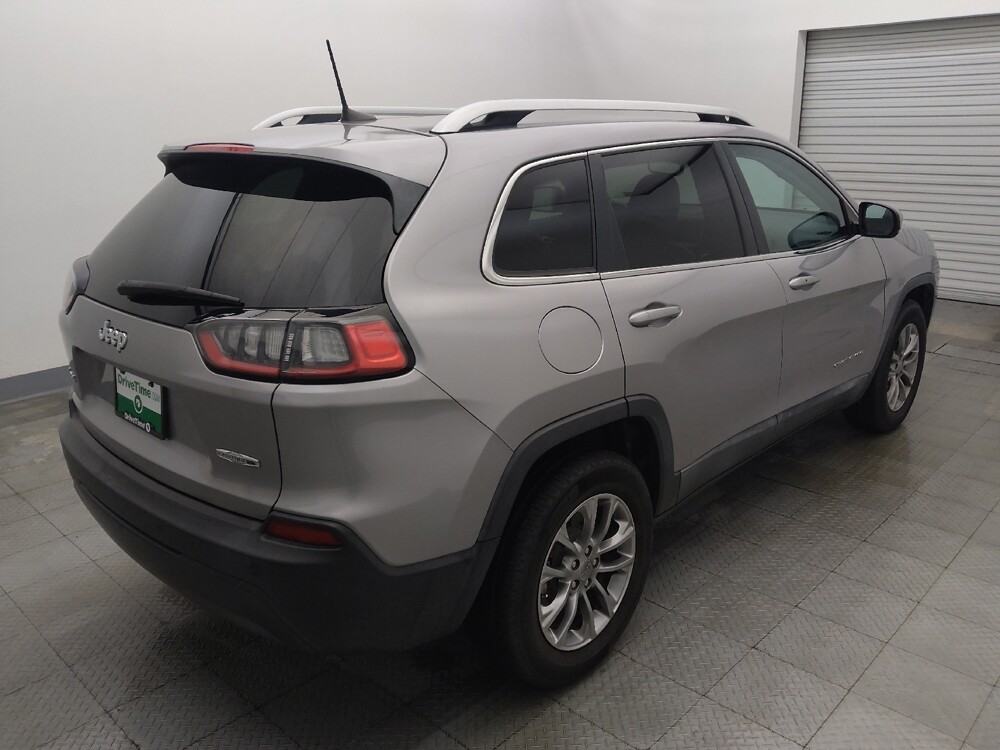 2019 Jeep Cherokee in Houston, TX 77074 - 18141434 9
