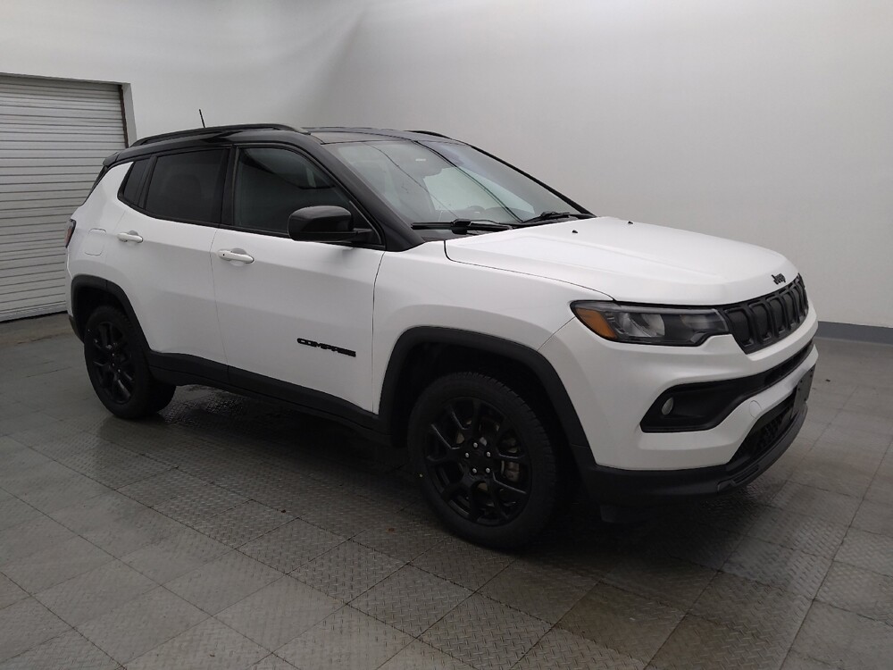 2022 Jeep Compass in Houston, TX 77074 - 18141440 11