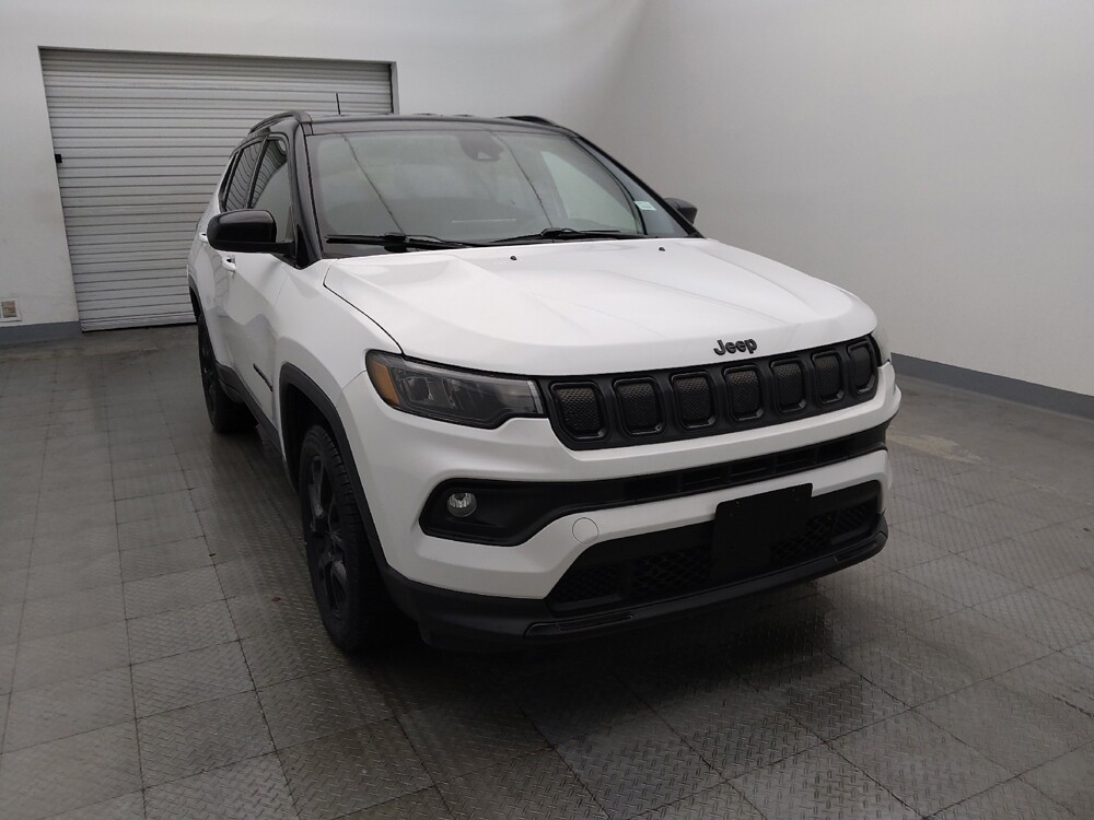 2022 Jeep Compass in Houston, TX 77074 - 18141440 14