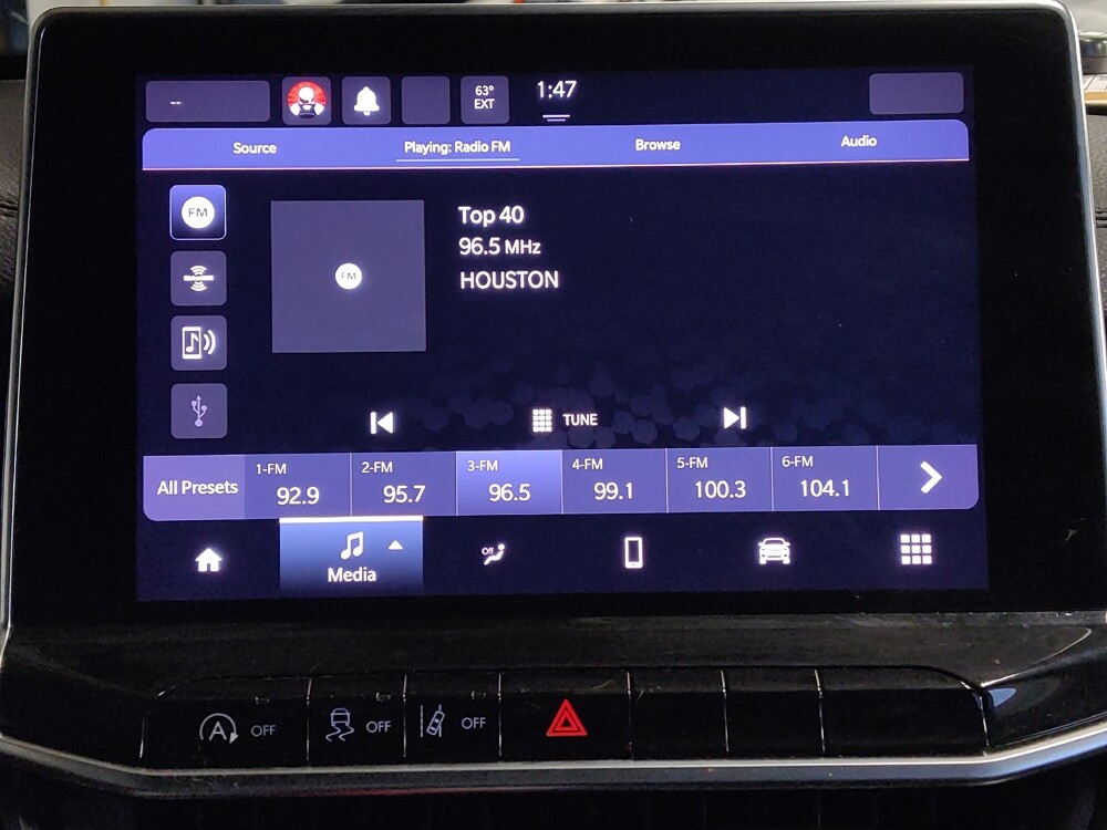 2022 Jeep Compass in Houston, TX 77074 - 18141440 25