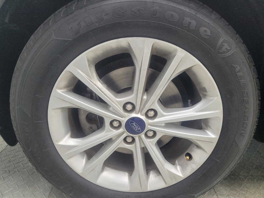 2018 Ford Escape in Indianapolis, IN 46222 - 18141442 31