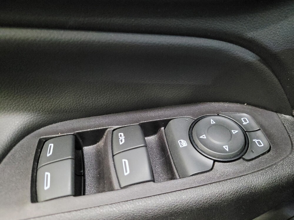 2018 Chevrolet Equinox in Owings Mills, MD 21117 - 18141451 27