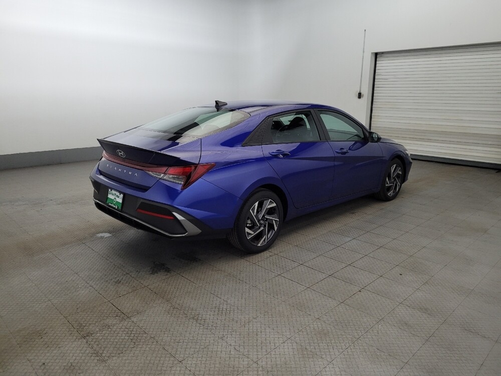 2025 Hyundai Elantra in Henrico, VA 23223 - 18141457 10