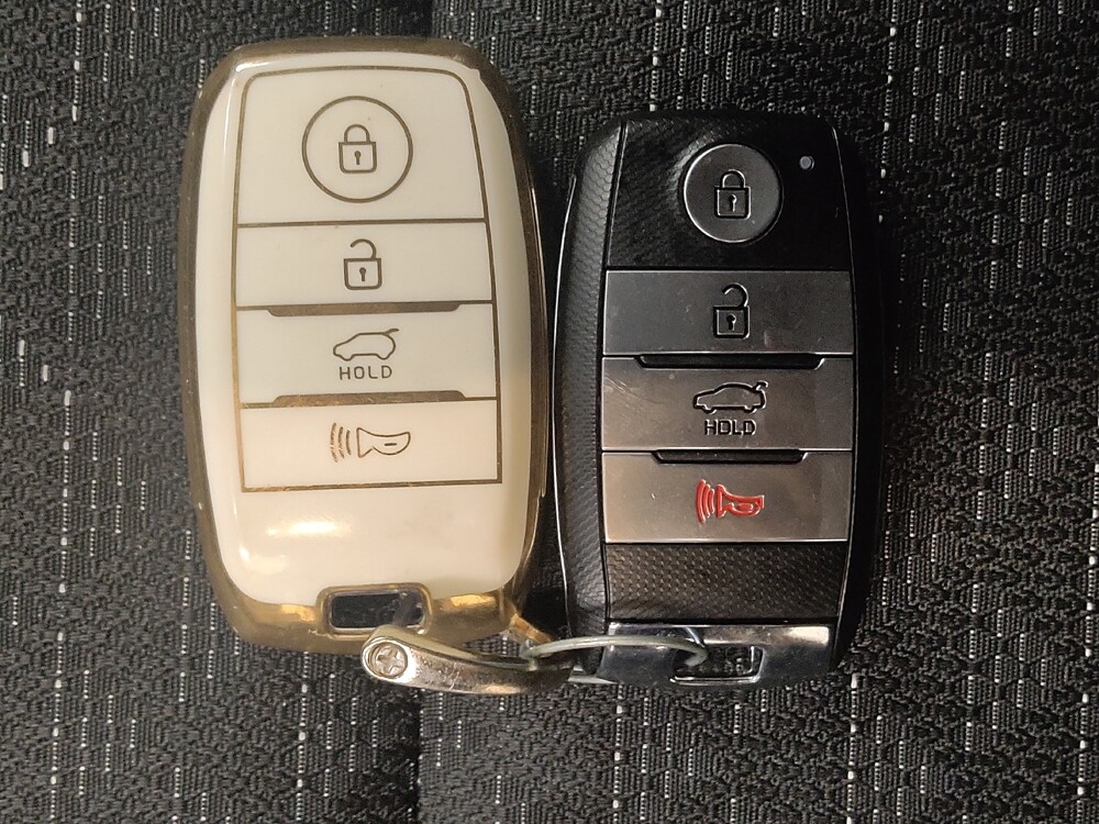 2023 Kia Rio in Cincinnati, OH 45255 - 18141463 32