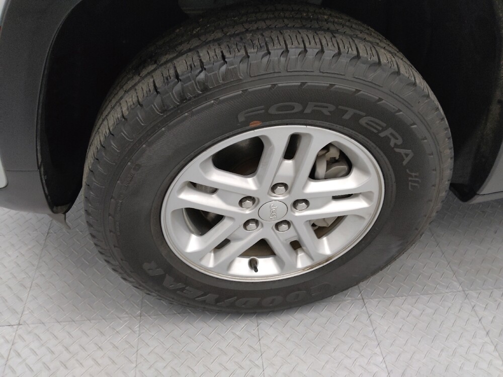 2023 Jeep Grand Cherokee in Springfield, MO 65807 - 18141472 31