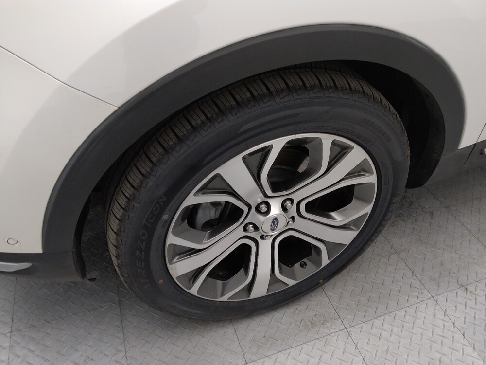 2019 Ford Explorer in Wichita, KS 67207 - 18141473 31