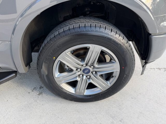 2018 Ford F150 in Knoxville, TN 37920 - 18141501 26