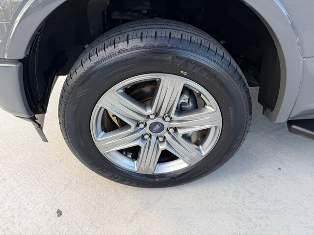 2018 Ford F150 in Knoxville, TN 37920 - 18141501 28