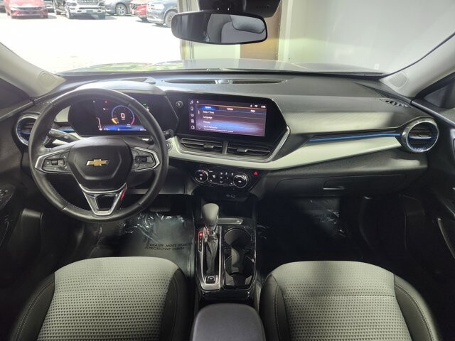 2025 Chevrolet Trax in Cinnaminson, NJ 08077 - 18141507 15
