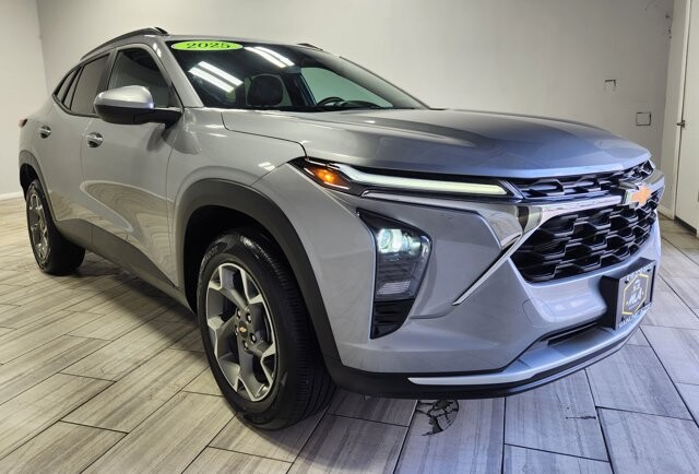 2025 Chevrolet Trax in Cinnaminson, NJ 08077 - 18141507 7