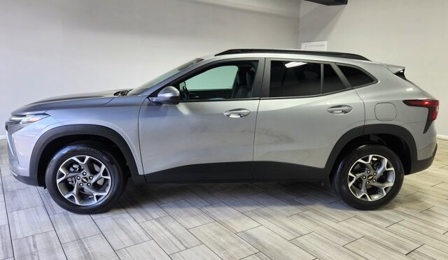 2025 Chevrolet Trax in Cinnaminson, NJ 08077 - 18141507 2