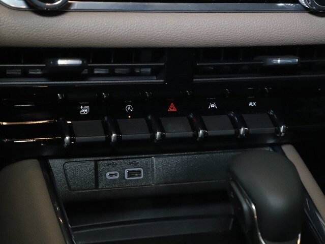 2026 GMC Canyon in Bedford, OH 44146 - 18141520 27