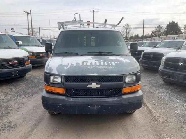 2011 Chevrolet Express 2500 in Blauvelt, NY 10913 - 18141526 3