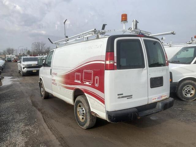 2011 Chevrolet Express 2500 in Blauvelt, NY 10913 - 18141526 5