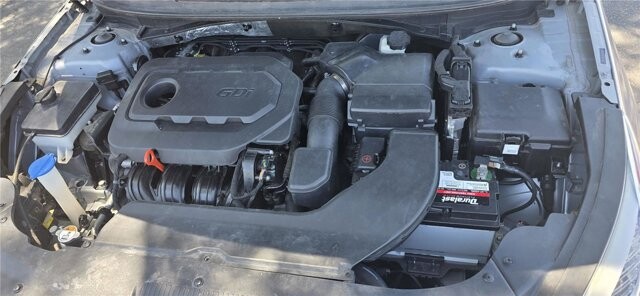 2015 Hyundai Sonata in Mesa, AZ 85212 - 18141544 10