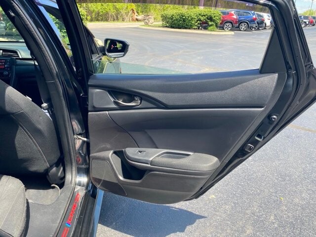 2017 Honda Civic in Marysville, OH 43040 - 18141550 31