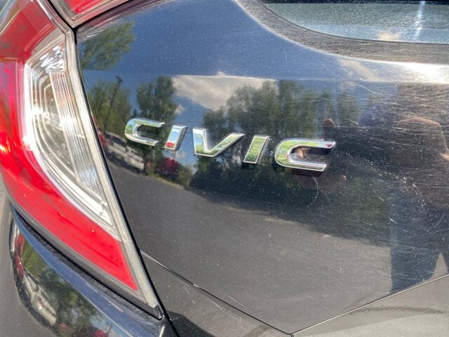 2017 Honda Civic in Marysville, OH 43040 - 18141550 8