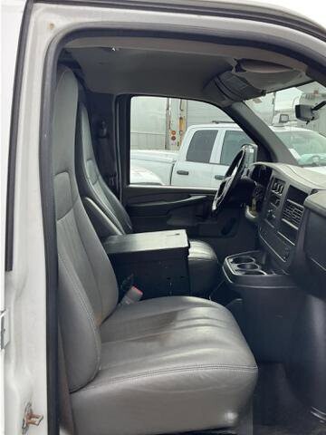 2012 Chevrolet Express 2500 in Blauvelt, NY 10913 - 18141565 19