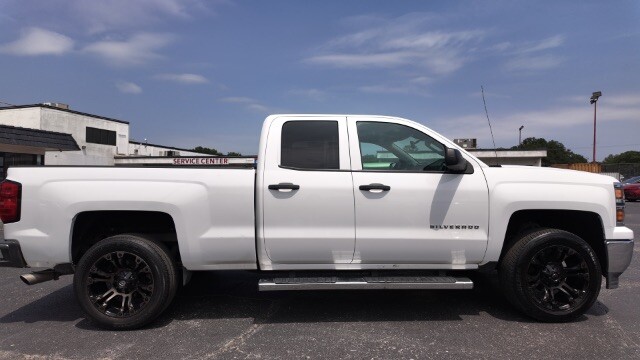 2014 Chevrolet Silverado 1500 in Dallas, TX 75228 - 18141572 4