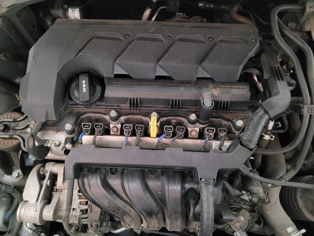 2021 Hyundai Venue in Montclair, CA 91763 - 18141583 30