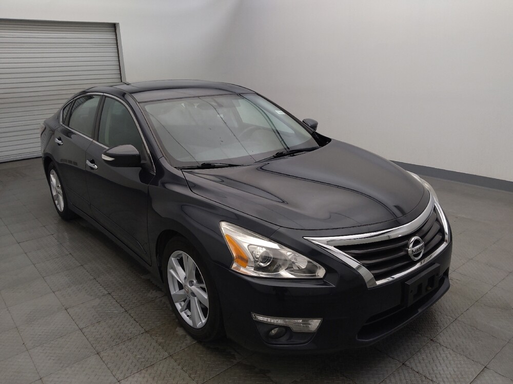 2015 Nissan Altima in Houston, TX 77074 - 18141588 13