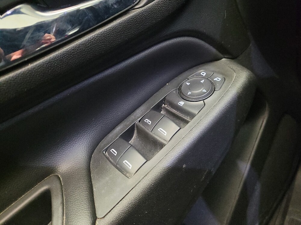 2021 Chevrolet Equinox in Montclair, CA 91763 - 18141590 27